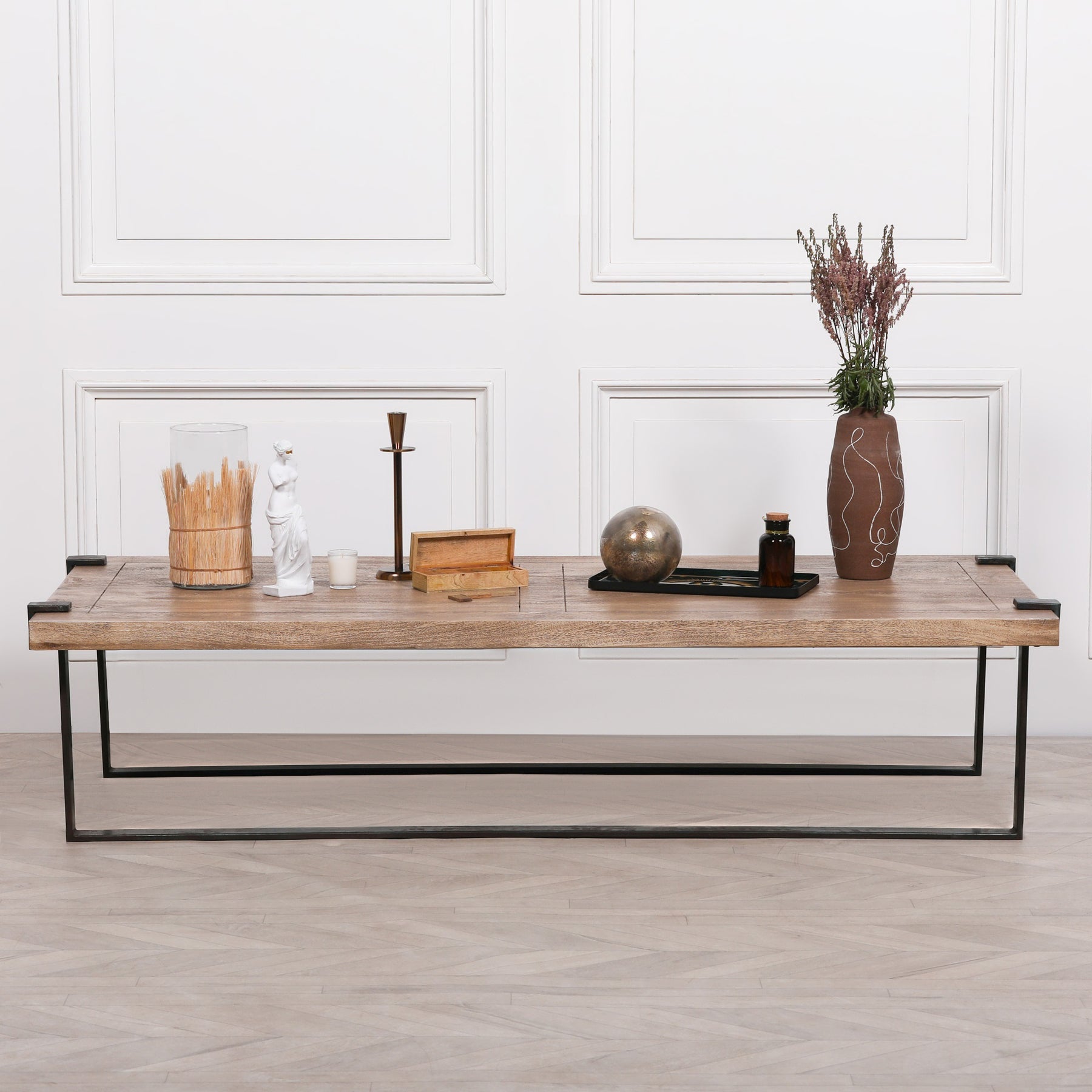 A Guide To Upgrading From Old to Modern Furniture