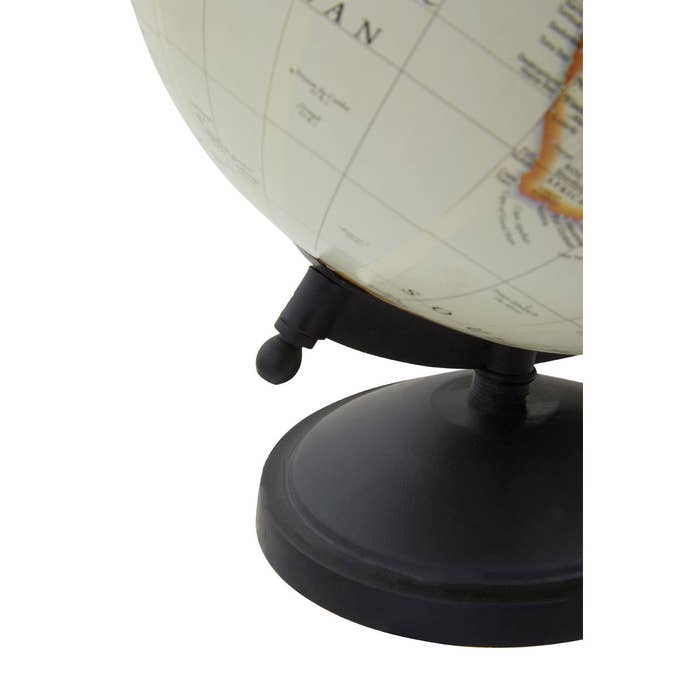 Black Frame Globe