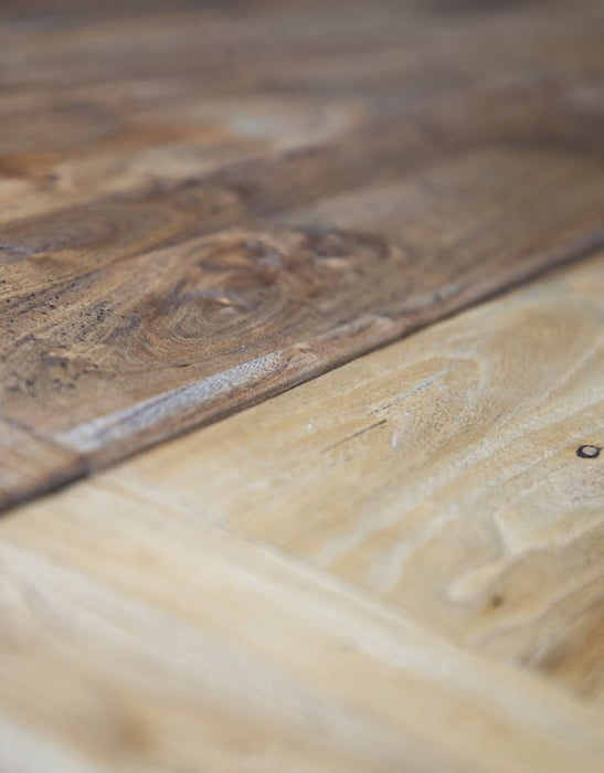 Reclaimed Dark Elm Wood 200-280cm Extending Dining Table