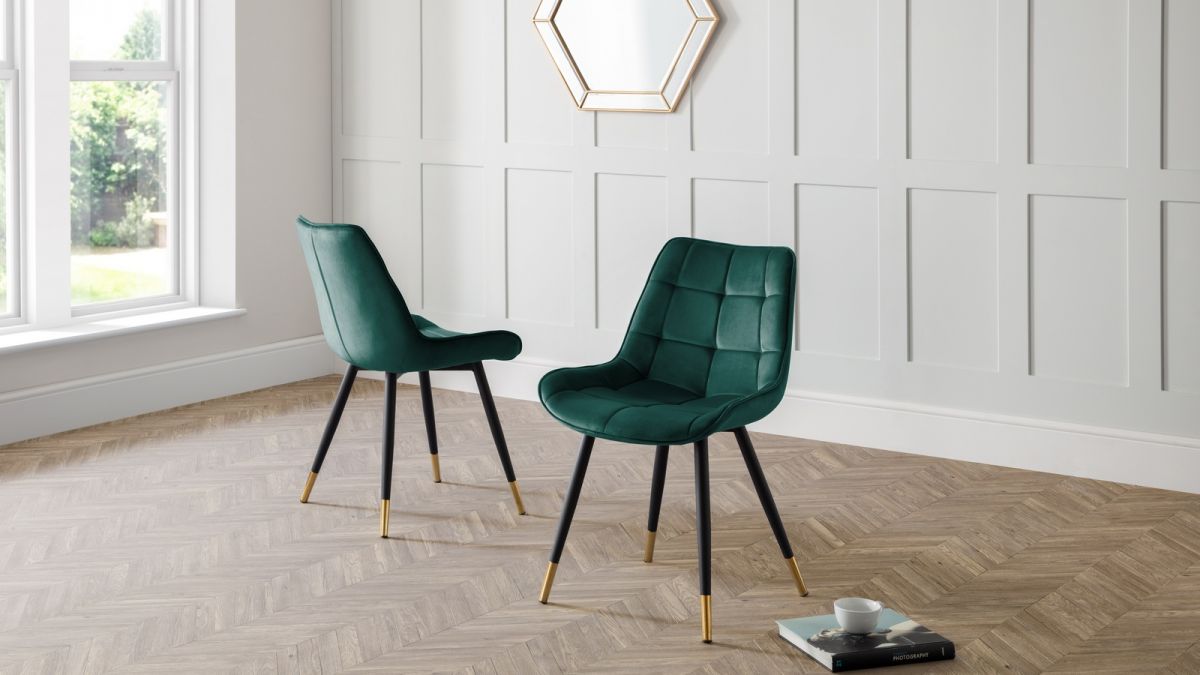 Findlay Square Dining Table & 4 Hadid Green Chairs