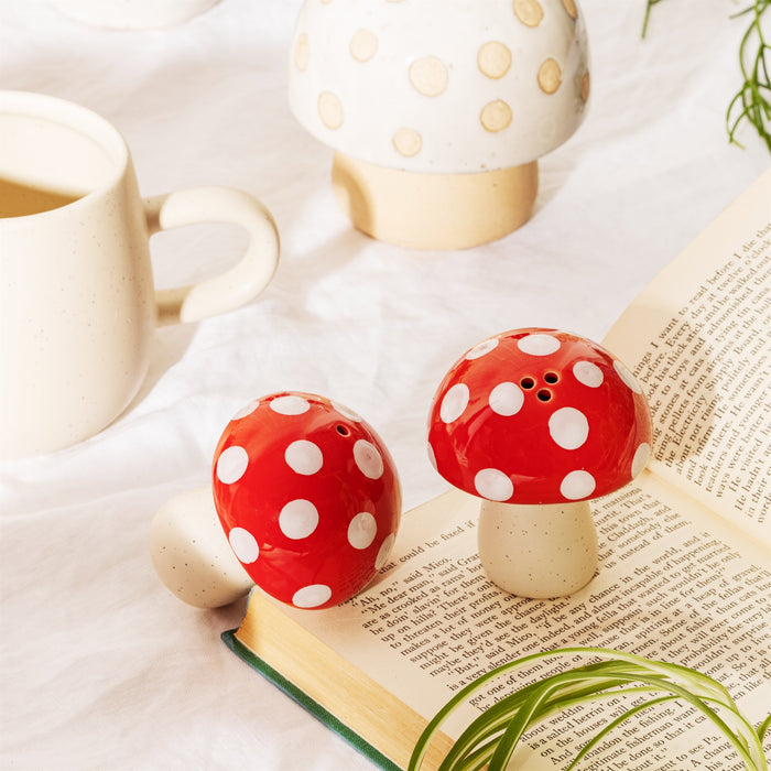 Red Mushroom Salt And Pepper Set